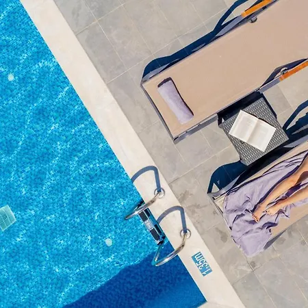 Villa Luxury Vanato & Pool