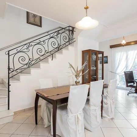 Luxury Vanato & Pool Villa Koukounariá